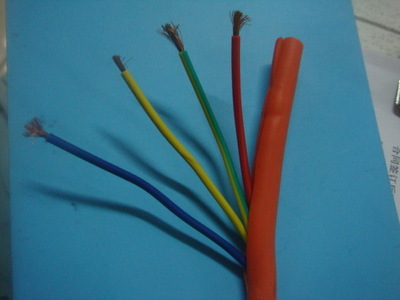 寧波鑫榮電線(xiàn)電纜 專(zhuān)業(yè)超柔拖鏈電纜，卓越品質(zhì)引領(lǐng)工業(yè)未來(lái)